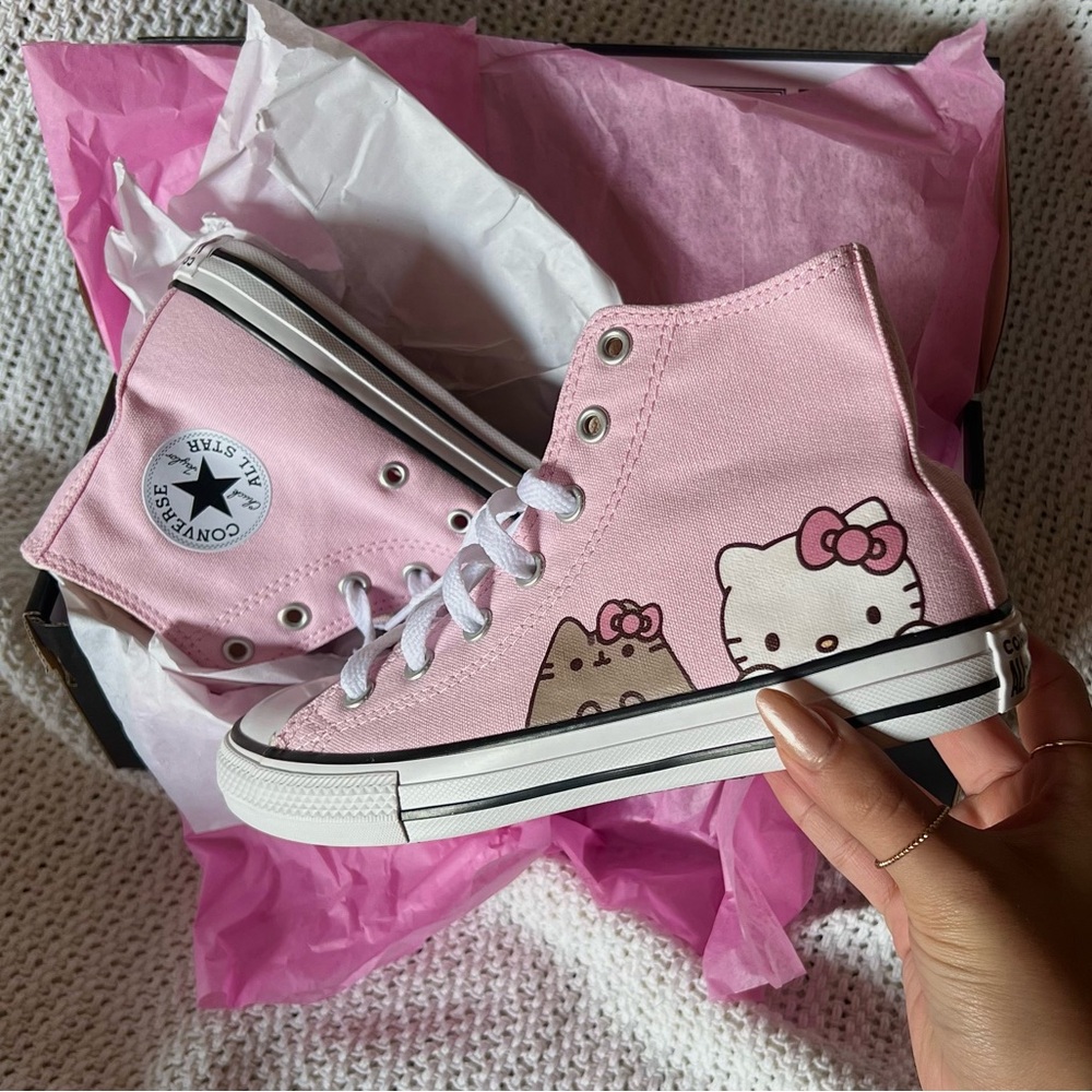 Baby pink hello kitty little kids converse